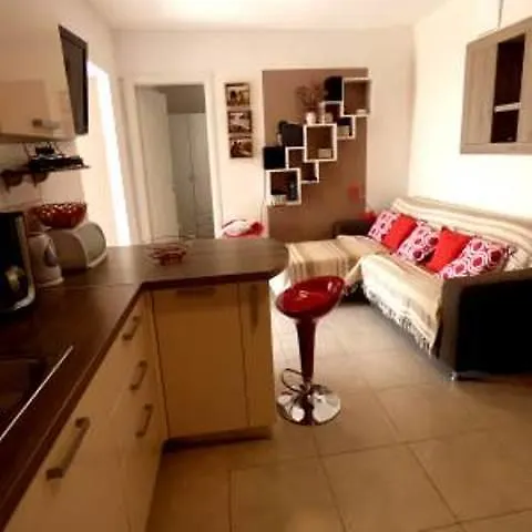 Apartment Apartmani Derdic Drage Croatia