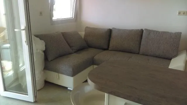 Apartmani Derdic Drage Pakostane 0*,  Κροατία